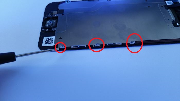 Etape 14 D&eacute;montage complet iPhone 6