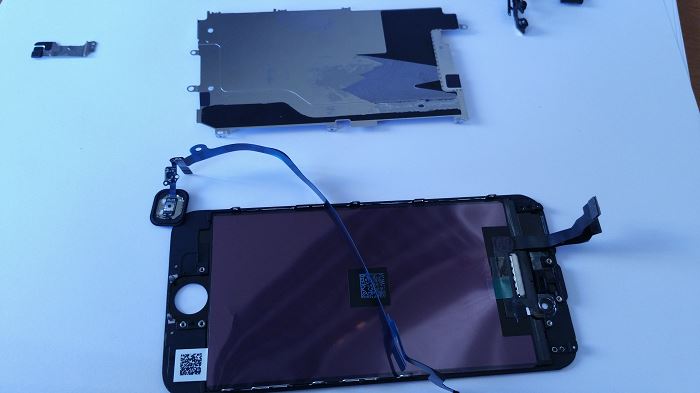 Etape 18 D&eacute;montage complet iPhone 6