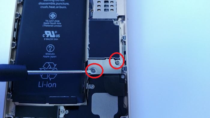 Etape 19 D&eacute;montage complet iPhone 6