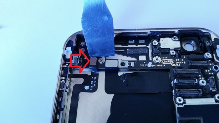 Etape 15 D&eacute;montage complet iPhone 6
