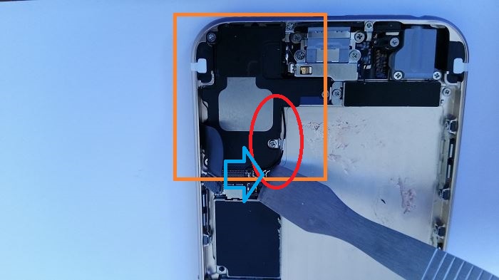 Etape 30 D&eacute;montage complet iPhone 6