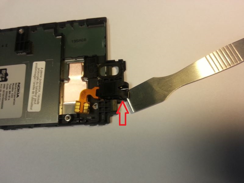 D&eacute;poser le module prise casque au jack audio du Lumia 520