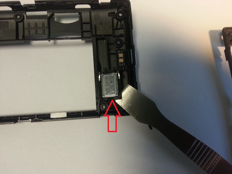 D&eacute;coller le haut parleur sonnerie du Lumia 520