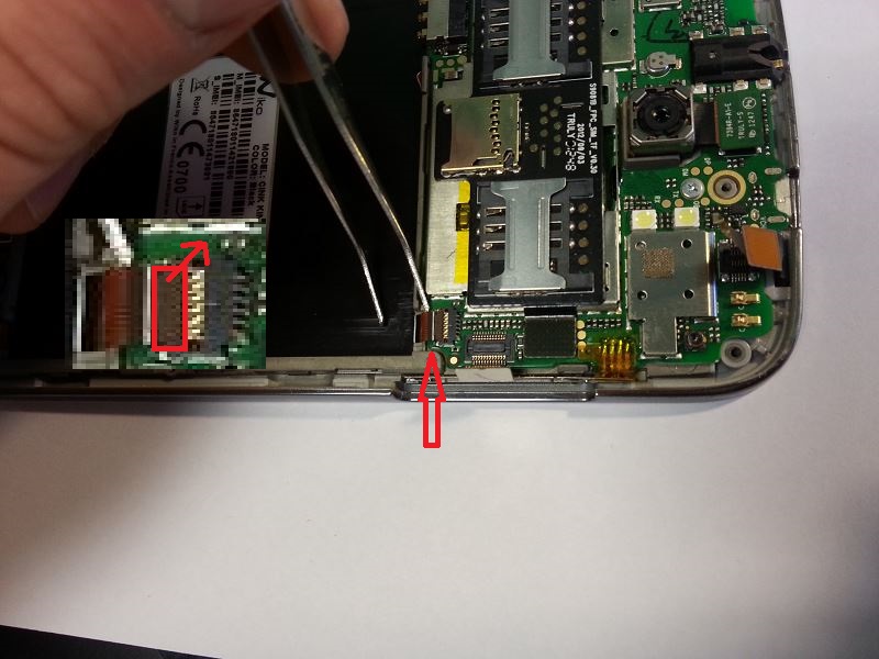 D&eacute;connecter la nappe de connexion 1