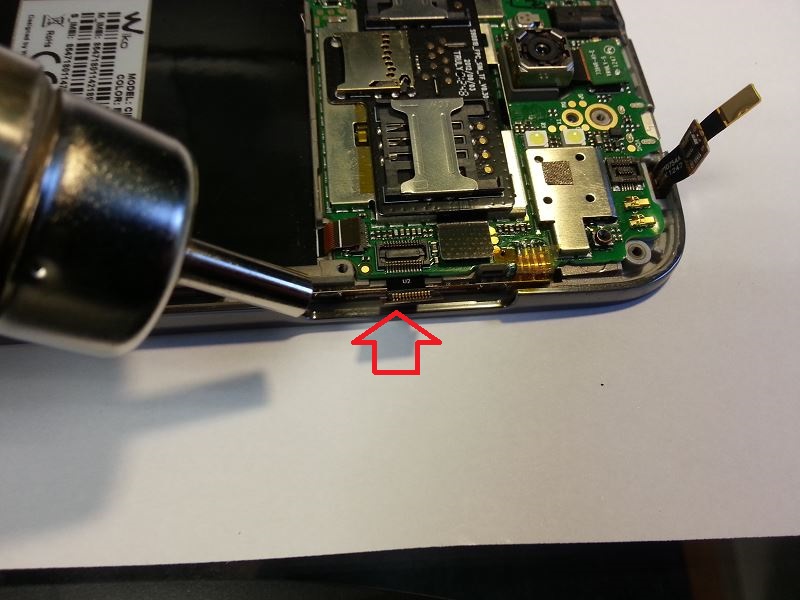 Chauffer la nappes du bouton power du Wiko Cink King