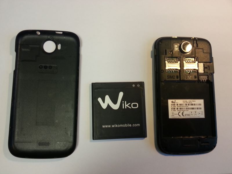 Enlever la batterie du Wiko Peax