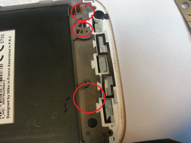 Carte de gestion du bas du Wiko Cink Five d&eacute;mont&eacute;