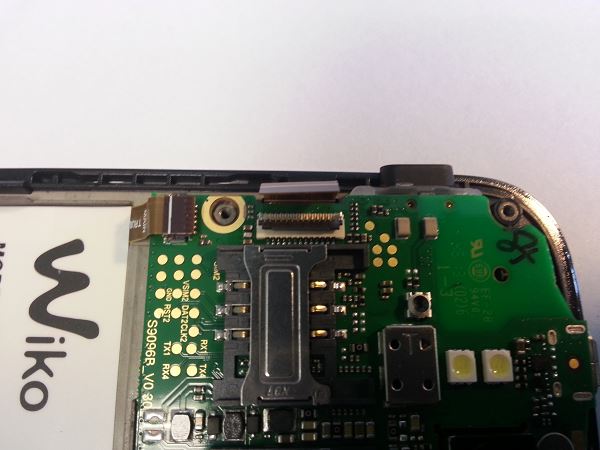 Guide de r&eacute;paration Wiko cink Peax 2 etape 16