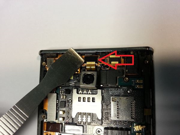 Guide de reparation Optimus L7 P700 P705 etape 7