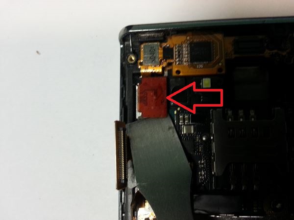 Guide de reparation Optimus L7 P700 P705 etape 12