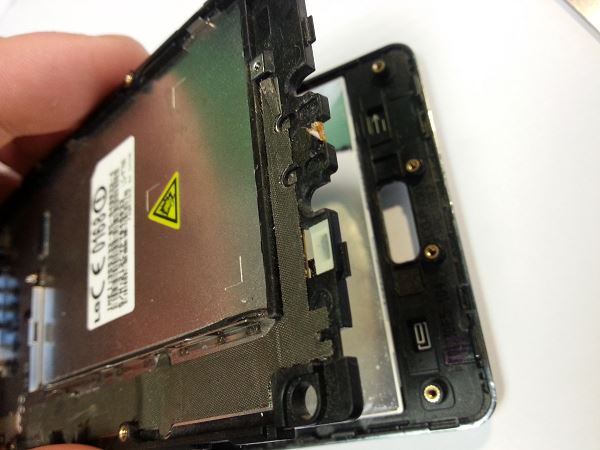Guide de reparation Optimus L7 P700 P705 etape 23