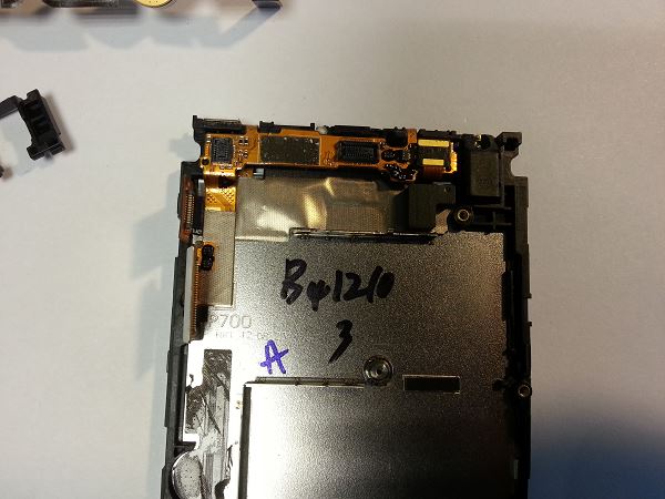 Guide de réparation du LG optimus L7 P700 P705 étape 31