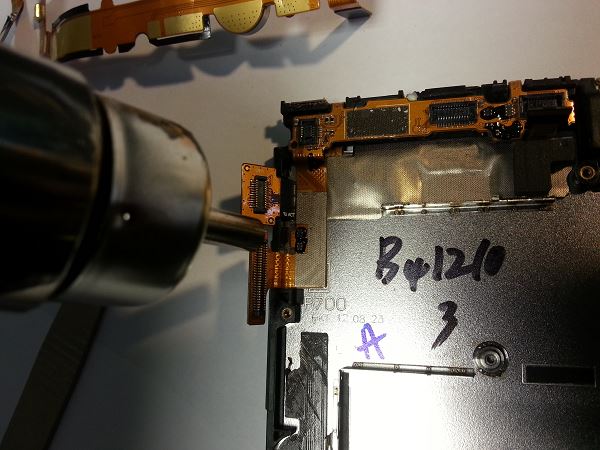 Guide de réparation du LG optimus L7 P700 P705 étape 32