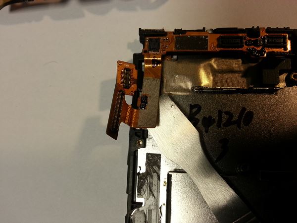 Guide de réparation du LG optimus L7 P700 P705 étape 33