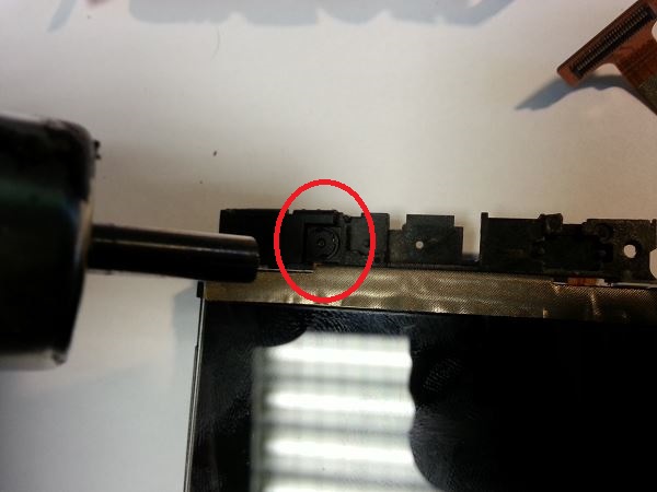 Guide de réparation du LG optimus L7 P700 P705 étape 41