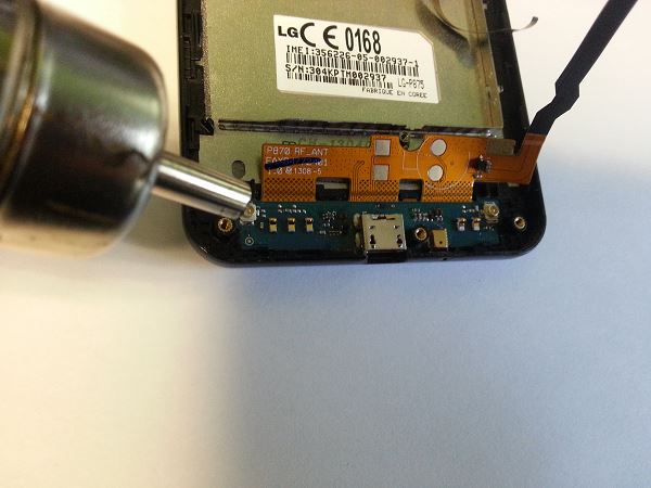 Guide de réparation LG Optimus F5 étape 31