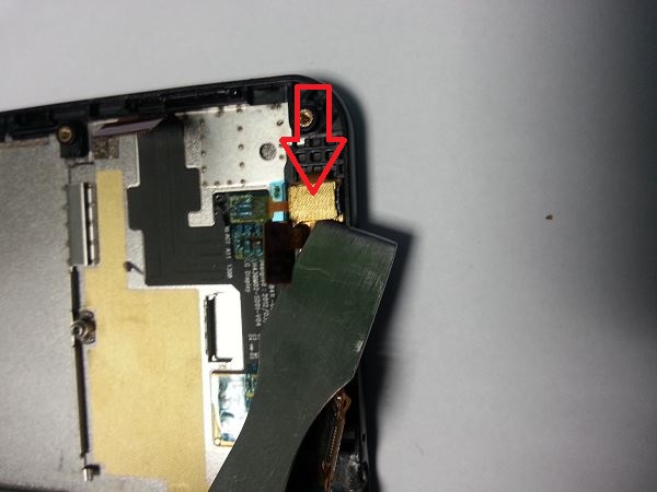 Guide de réparation LG Optimus F5 étape 35