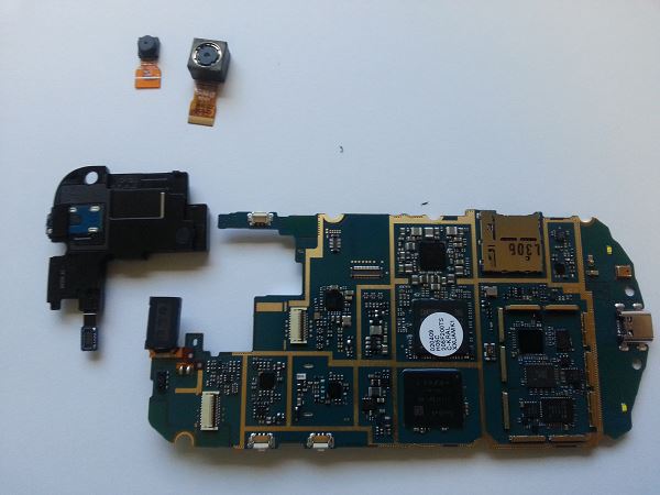 Guide de r&eacute;paration Samsung Galaxy Ace S7275r &eacute;tape 13