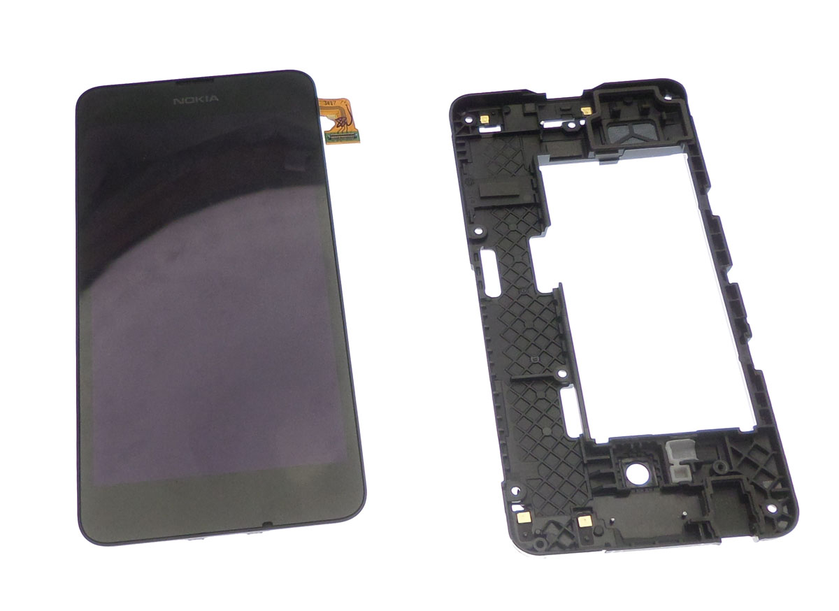 deux parties du t&eacute;l&eacute;phone nokia lumia 635