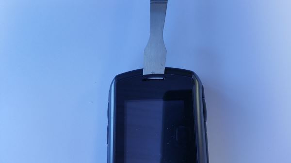 Changer la vitre frontale du Samsung Solid B2710