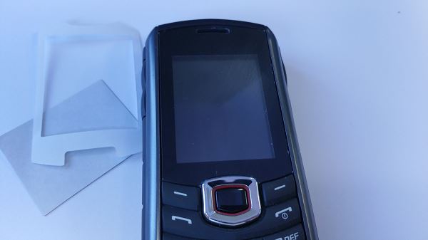 Changer la vitre cassée du Samsung Solid B2710