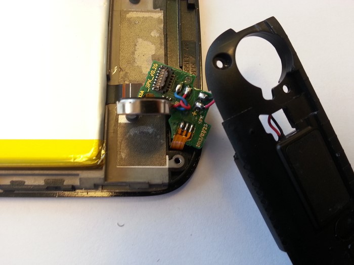 Wiko Darkmoon cass&eacute;