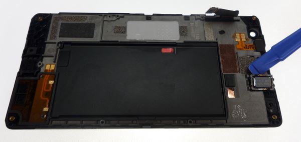 Réparation du Nokia Lumia 735 étape 11