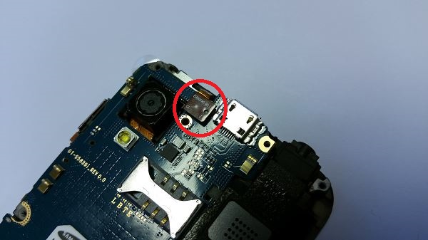 R&eacute;parer un smartphone Samsung Galaxy Ace cass&eacute;