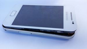 Réparation de la vitre blanche du S5839i Galaxy ace