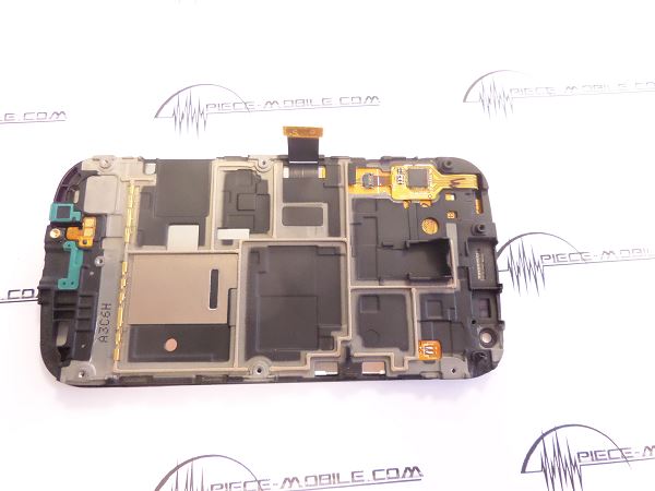 D&eacute;coller l'adh&eacute;sif de la nappe du tactile du Galaxy Trend