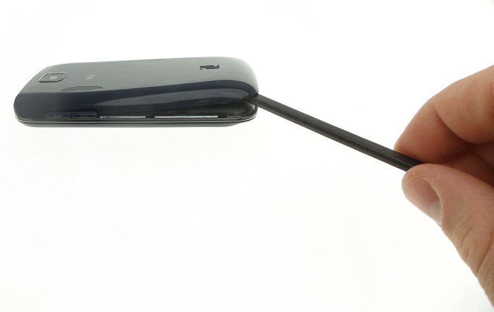 cache batterie wiko cink