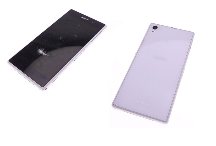 xperia Z1 cass&eacute;