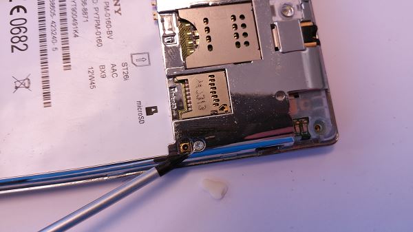 R&eacute;paration du Xperia J st26i