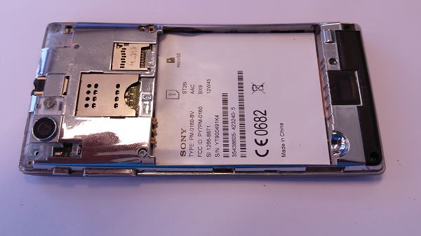 R&eacute;paration du Xperia J st26i