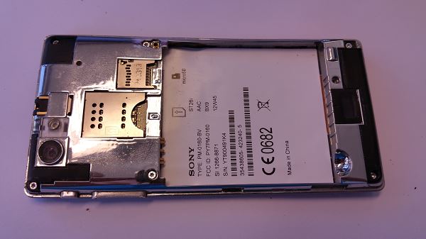R&eacute;paration du Xperia J st26i