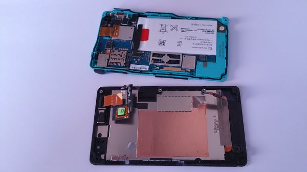 Guide tutoriel de r&eacute;paration Sony Xperia Go St27i